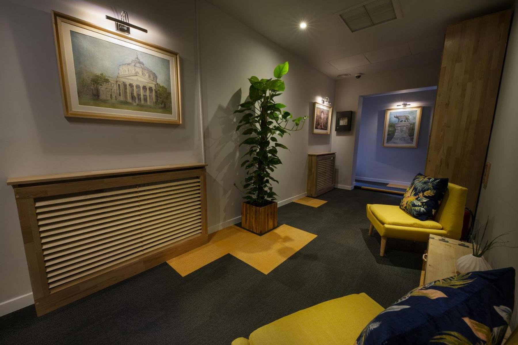 The Cozy Nest Downtown With Balcony By Pretty Apartment Bukarest